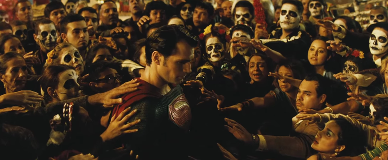 Illustration for article titled Let's Break Down All The Secrets InĀ Batman v. Superman's New Trailer